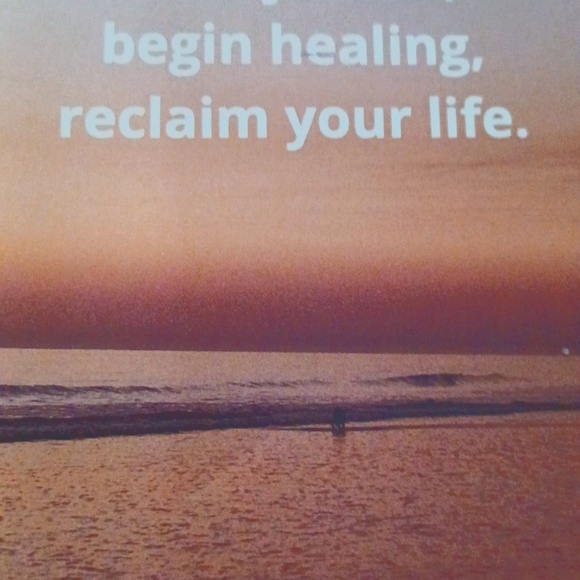 Meet your Poshers, Team Rainbow - Picture 4 of 4